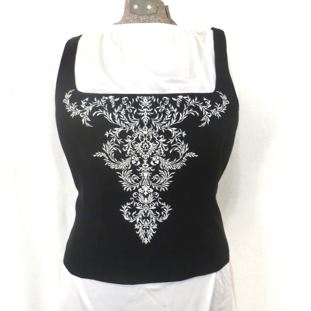 Maggy London Black & White Embroidered Bustier